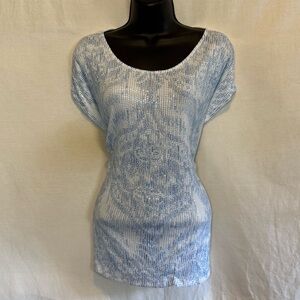C-57 Crosby White & Blue Sequin Front Short Sleeve Pullover Blouse Size L